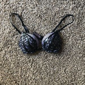 Victoria Secret Bombshell Bra 32A
